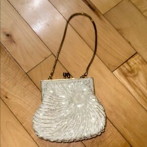 Vintage Elegant White Beaded Women's Bag